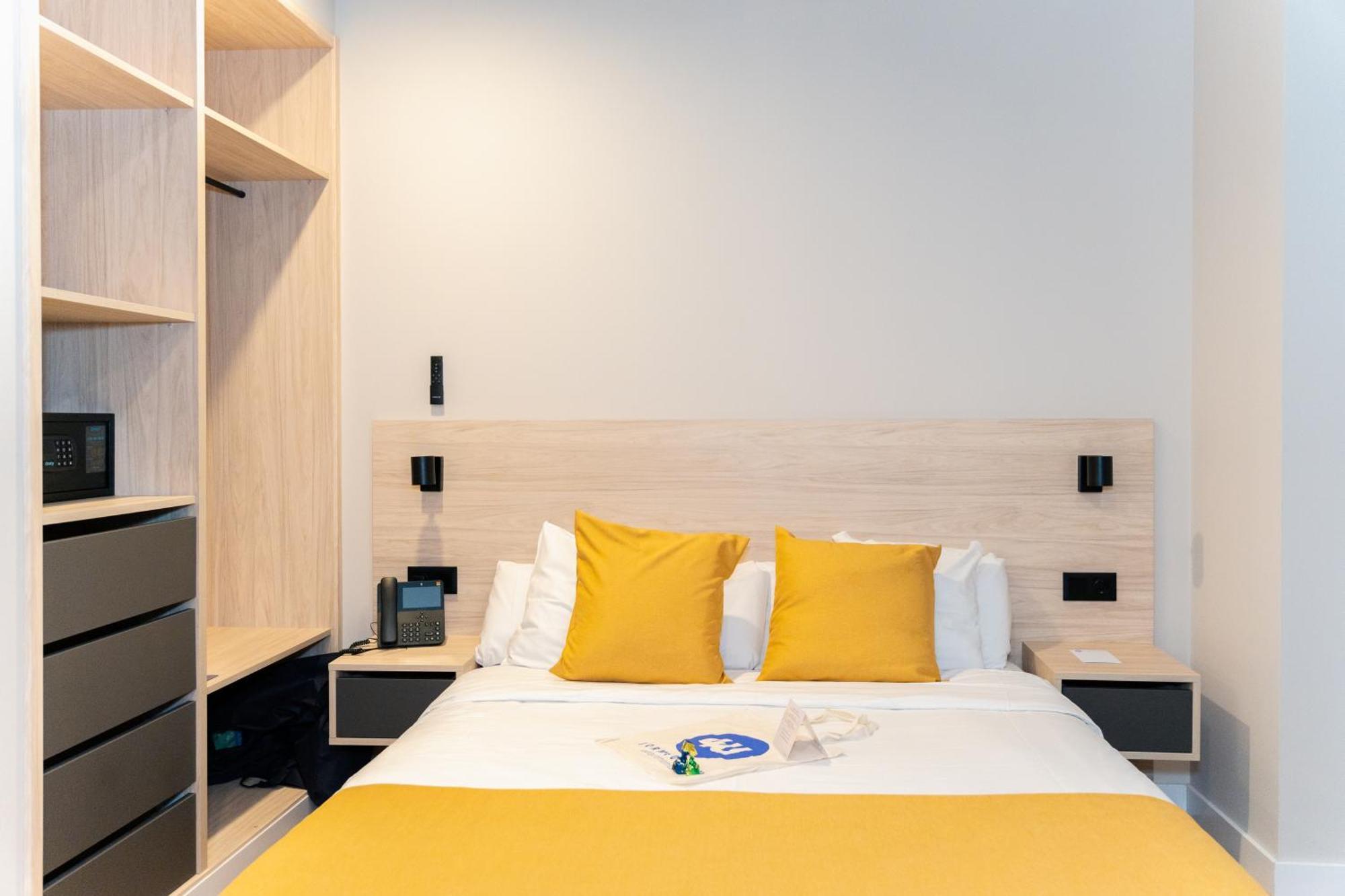 Dorm4You Arena 2 Βαλένθια Εξωτερικό φωτογραφία